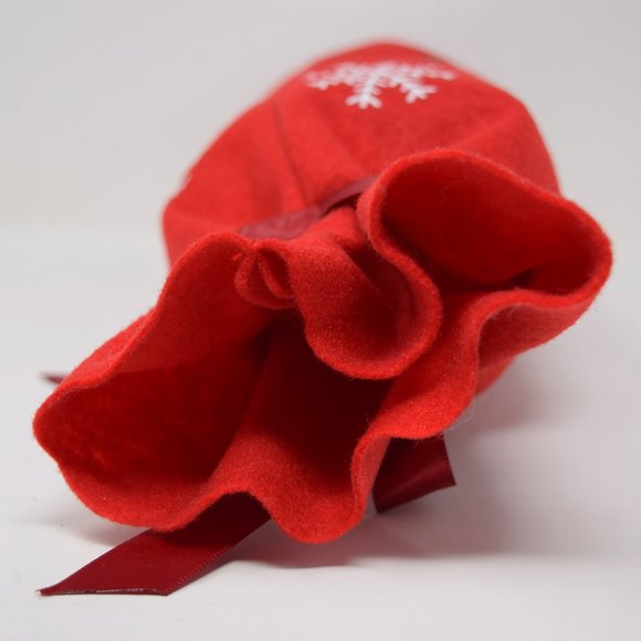 Lindt Holiday Felt Gift Bag Empty Christmas Snowflakes Stars Ribbon Red Wrap - Picture 9 of 14